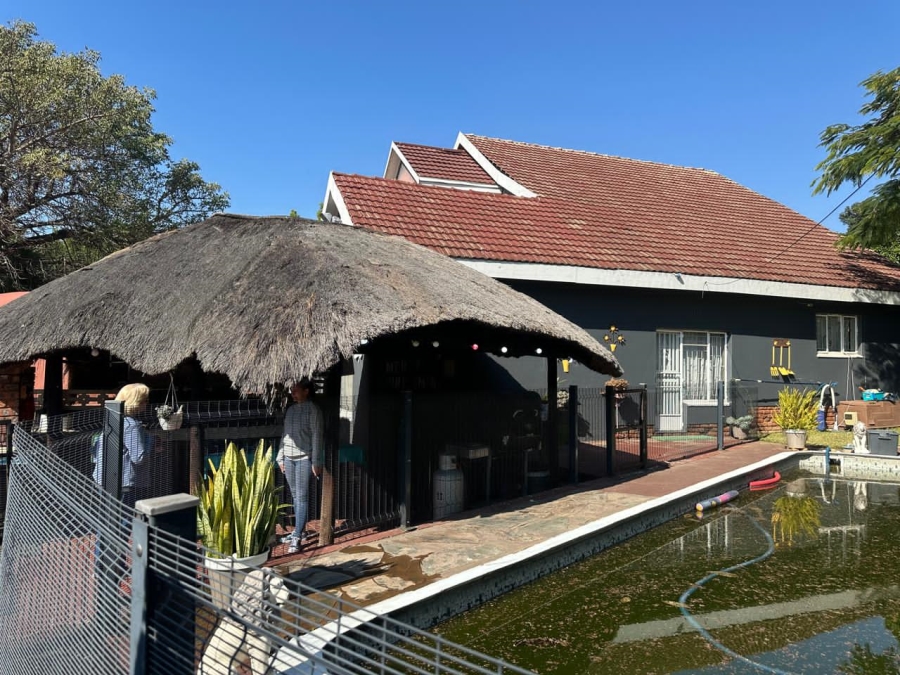 4 Bedroom Property for Sale in Safari Gardens North West